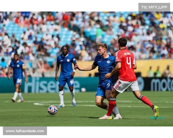 英超周中焦点战：豪门争锋与黑马崛起，精彩赛程一览