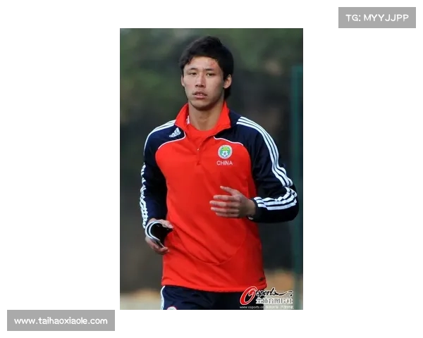 英超官方微博发布最新赛事动态,聚焦球员表现与精彩进球回顾 英超官方微博发布最新赛事动态,聚焦球员表现与精彩进球回顾